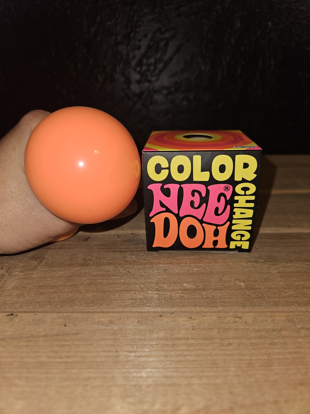 YELLOW ➡️ ORANGE Color Change Needoh